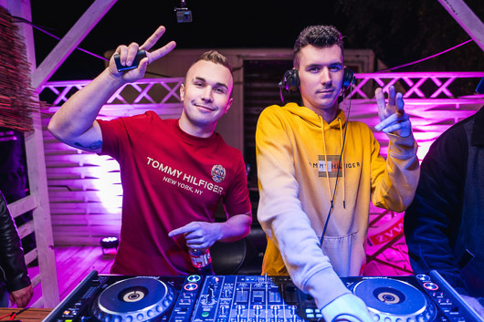 Dj cristov oraz JD Rokez za konsolą